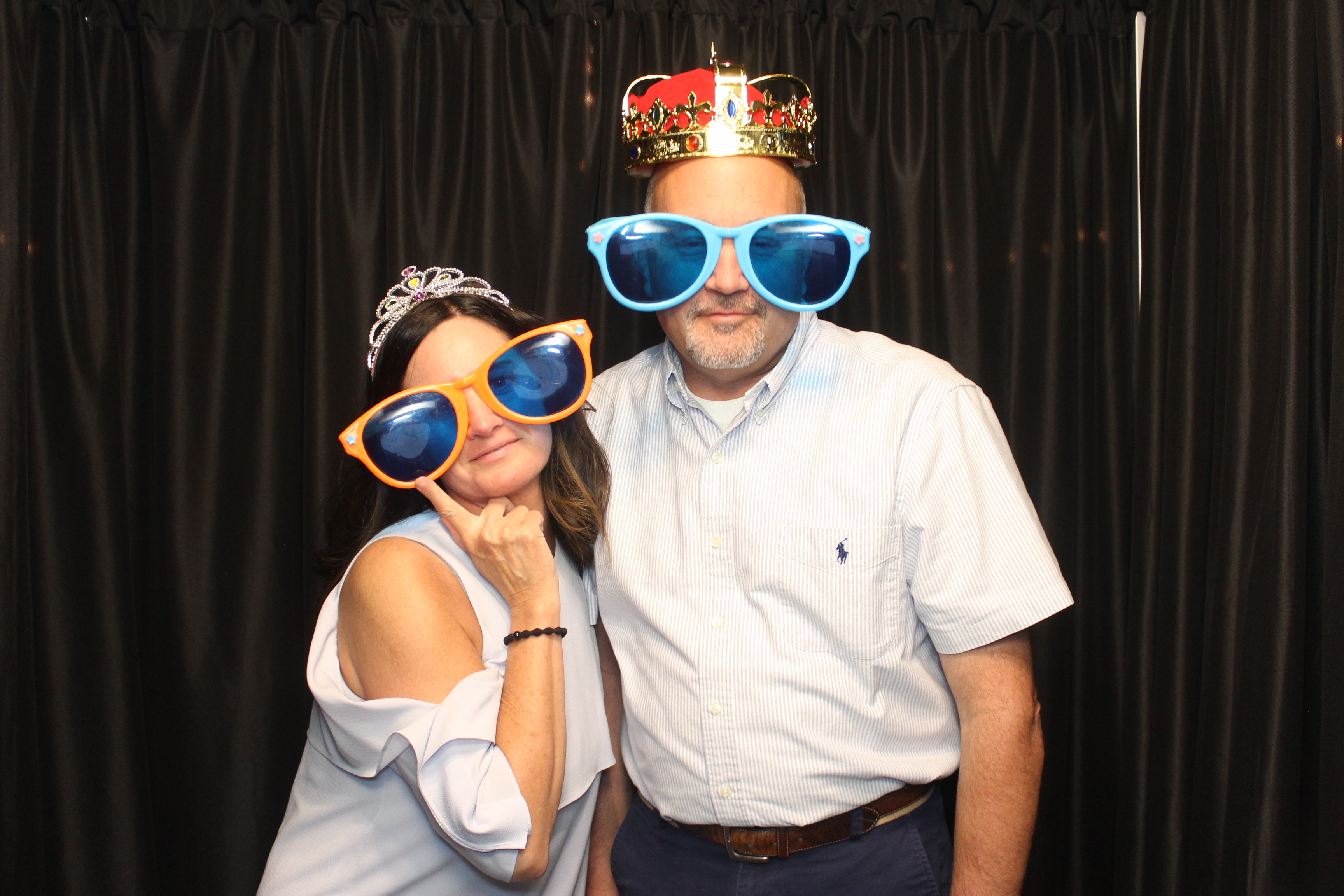 Carrie Cable and Shawn Adams Wedding | View more photos from the event at gallery.photoboothcincy.com/u/PhotoBoothCincy/Carrie-Cable-and-Shawn-Adams-Wedding